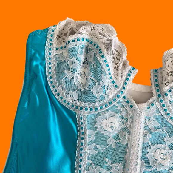 80's 90's blue and white satin lace corset bustier Size 34 - Picture 4 of 10